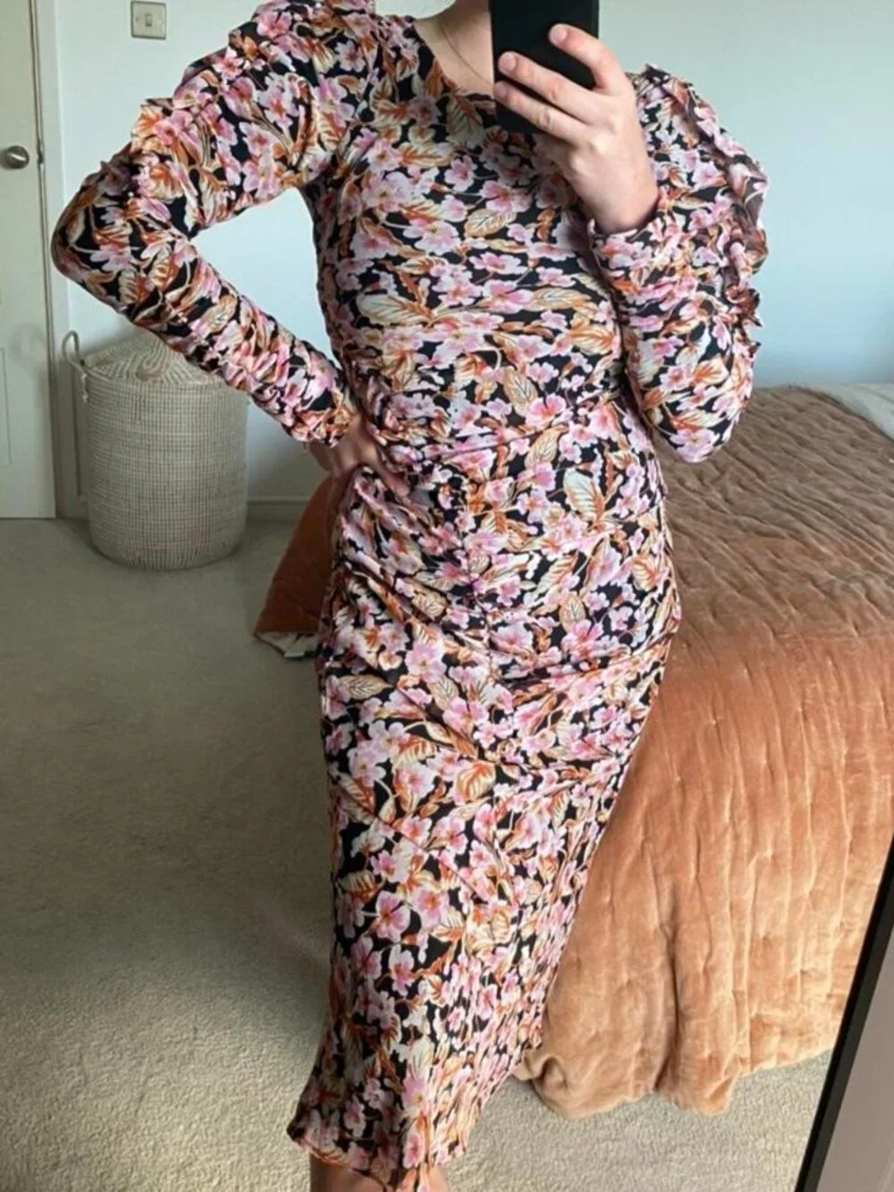 Zara Floral Ruched Midi Dress Puff Sleeve Blogger Favorite Black Pink Size Small - Picture 2 of 11